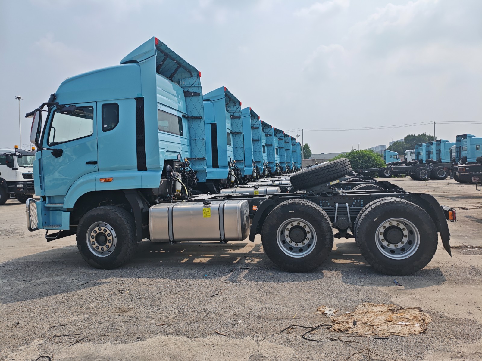 Howo NX 4×2 Tractor Truck