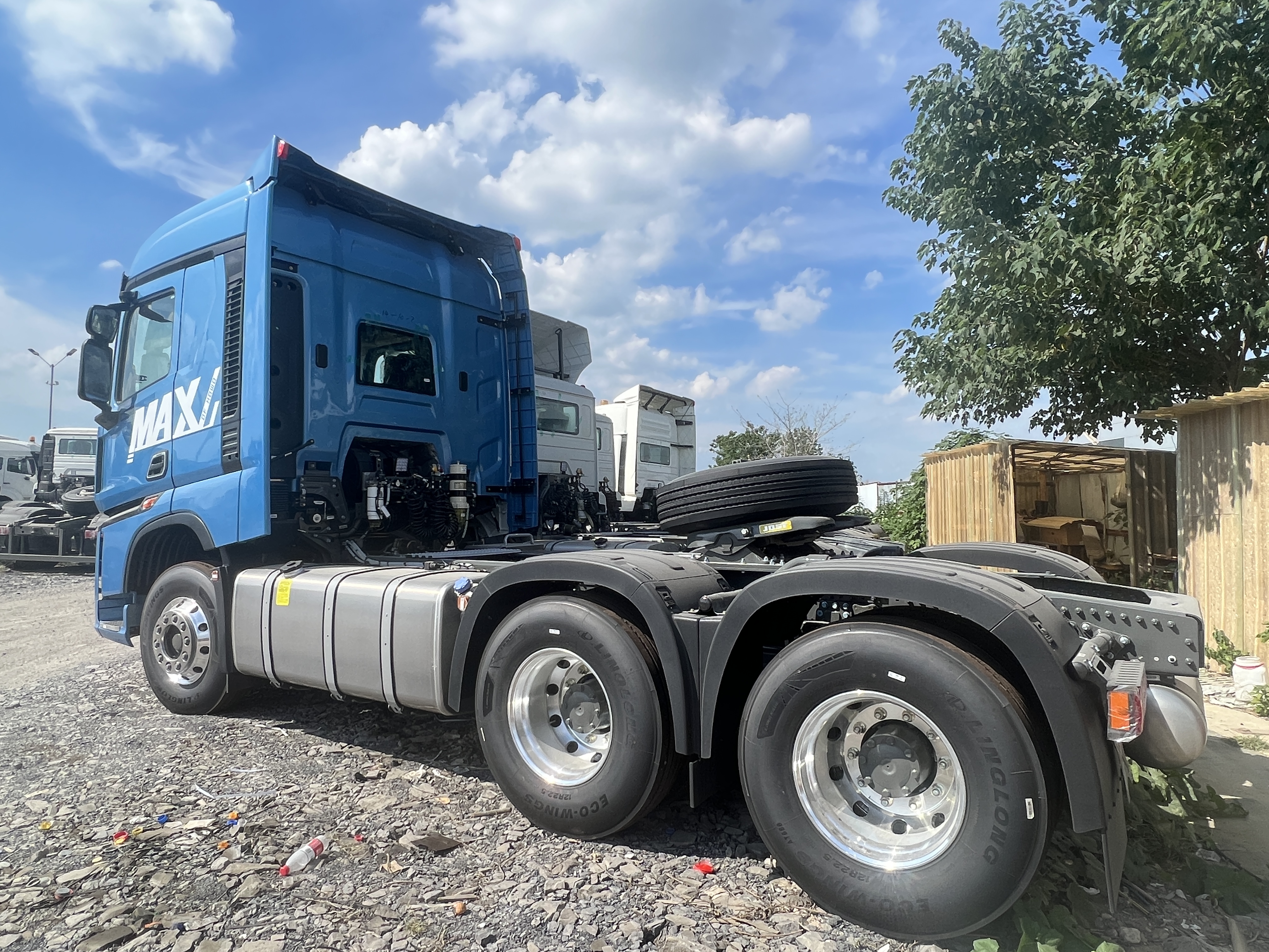 Howo Max Tractor Truck
