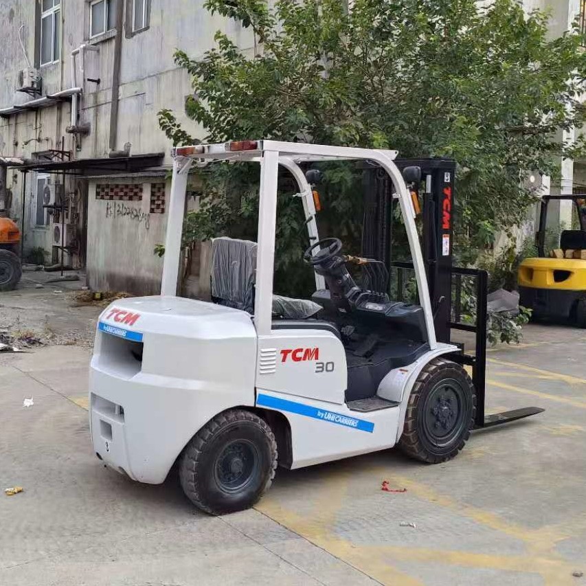 TCM FD30 Forklift