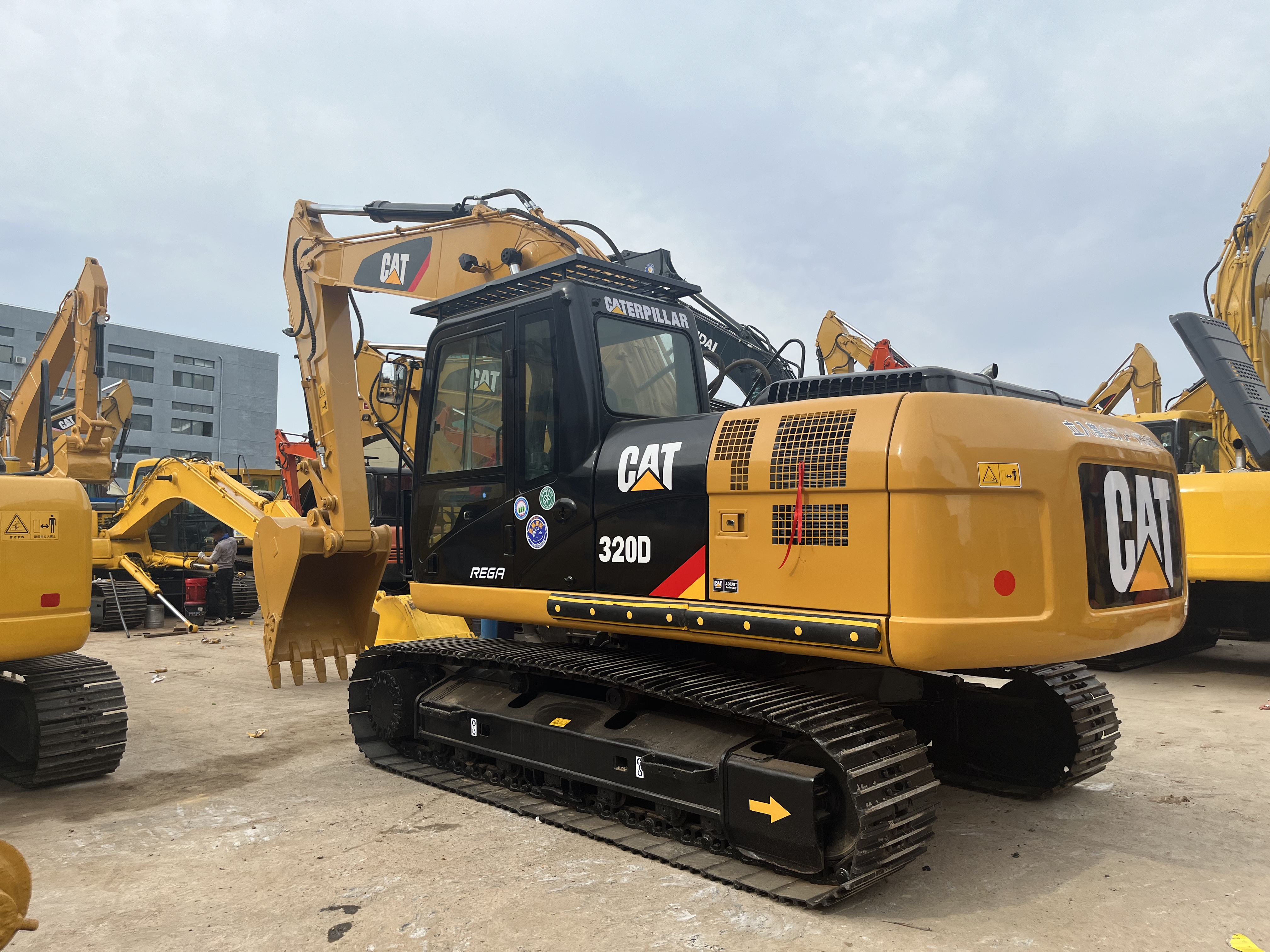 CAT 320D Excavator