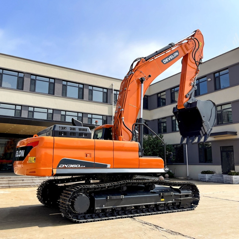 Excavator Develon DX360LCA-7B nou-nouț