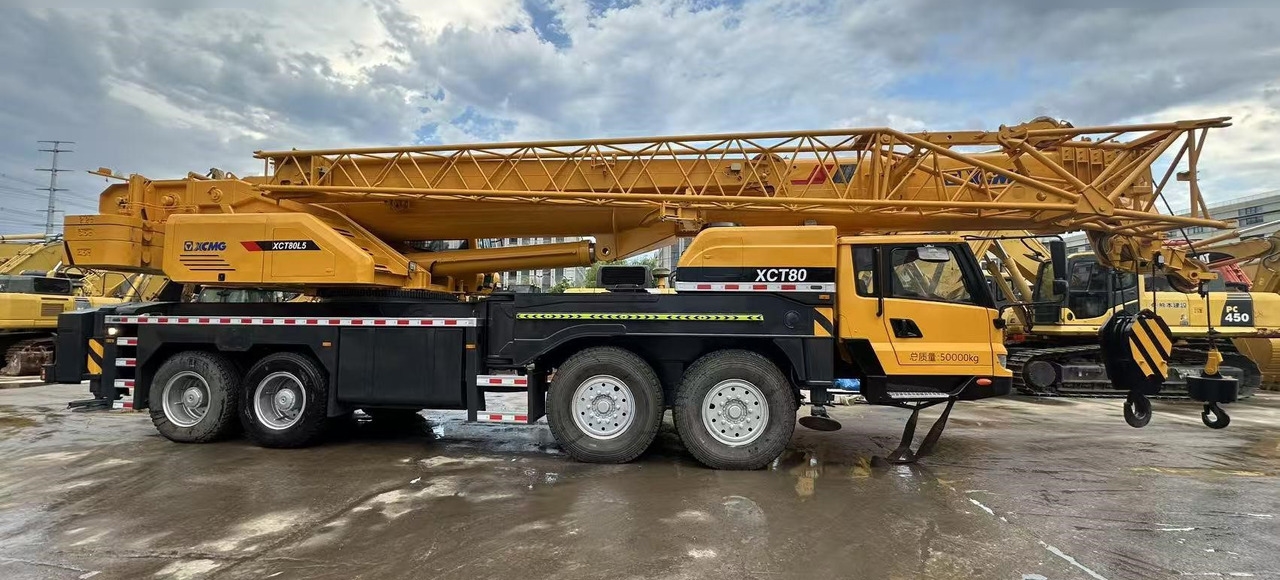 XCMG XCT80 Truck Crane