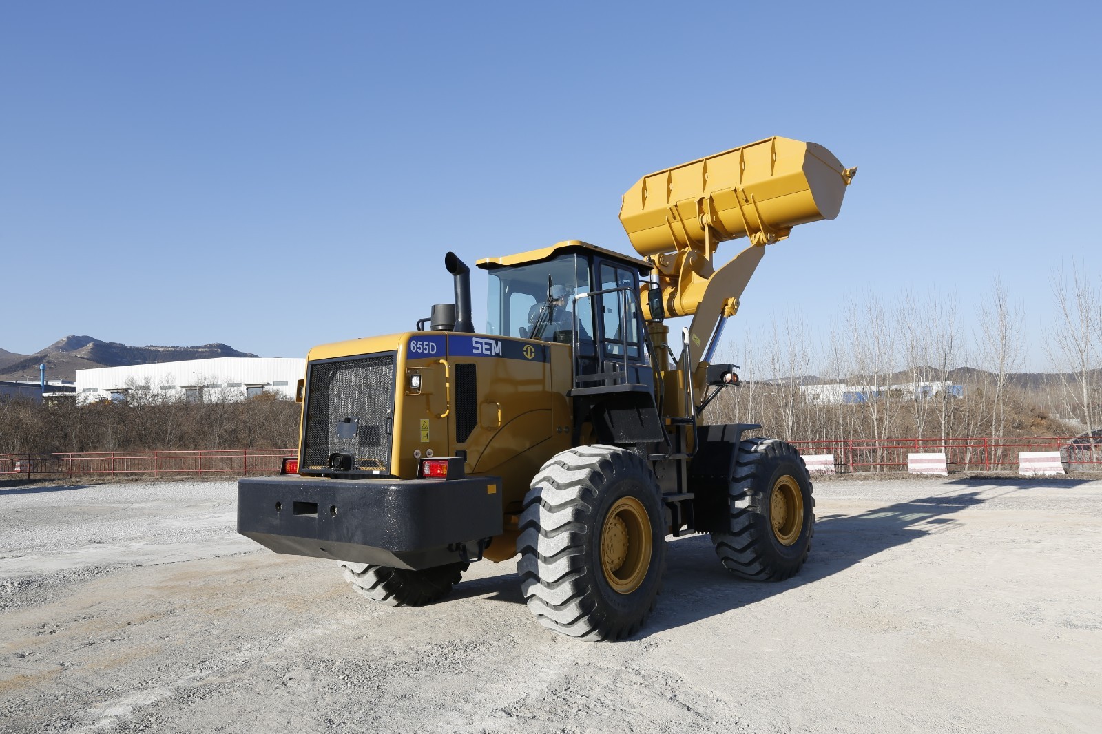 SEM 655D Wheel Loader SEM 655D Wheel Loader