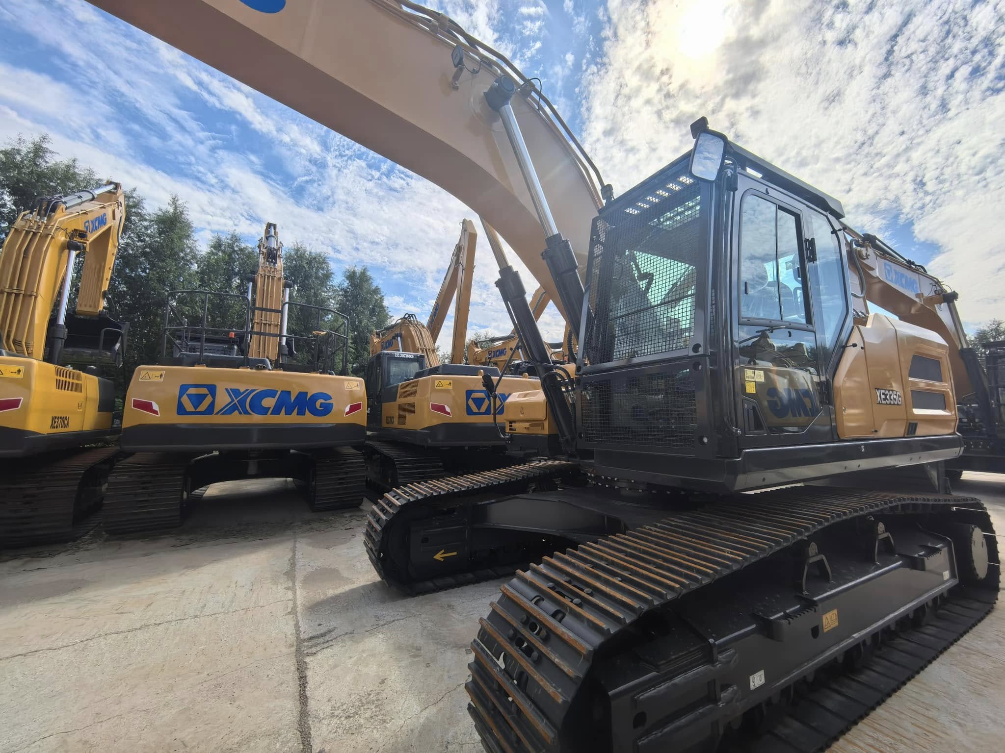 XCMG XE335G Excavator