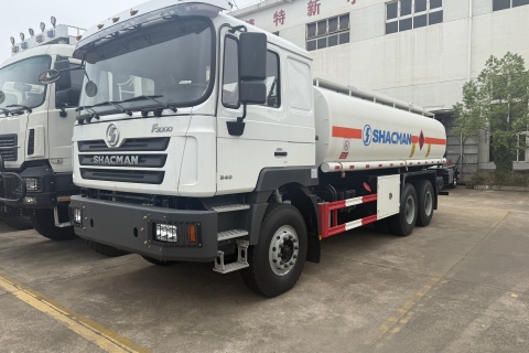 Γιατί το φορτηγό Σάκμαν F3000 6x4 340hp με δεξαμενή καυσίμου έχει σχεδιαστεί για ασφαλή μεταφορά