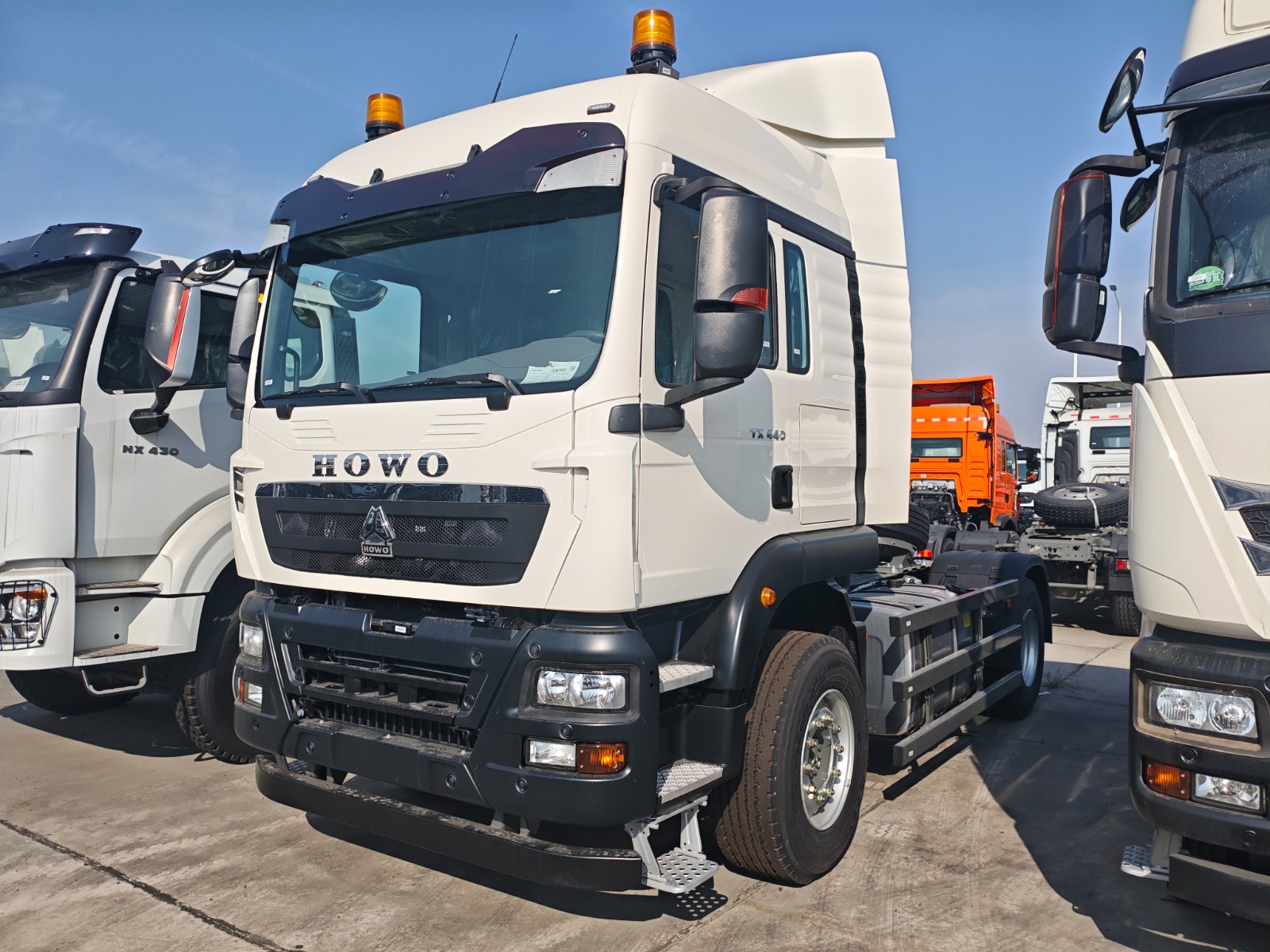 Howo TX Tractor truck