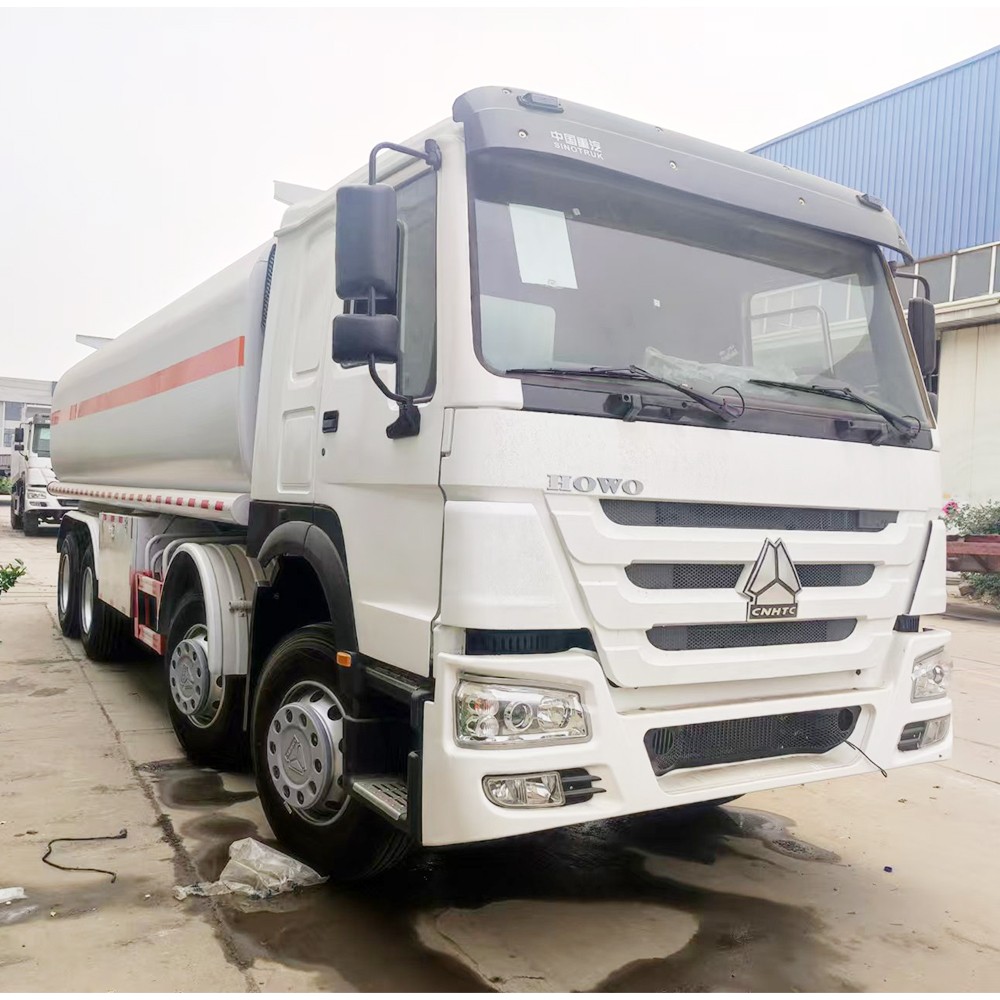 Howo 6X4 Fuel Tank Truck