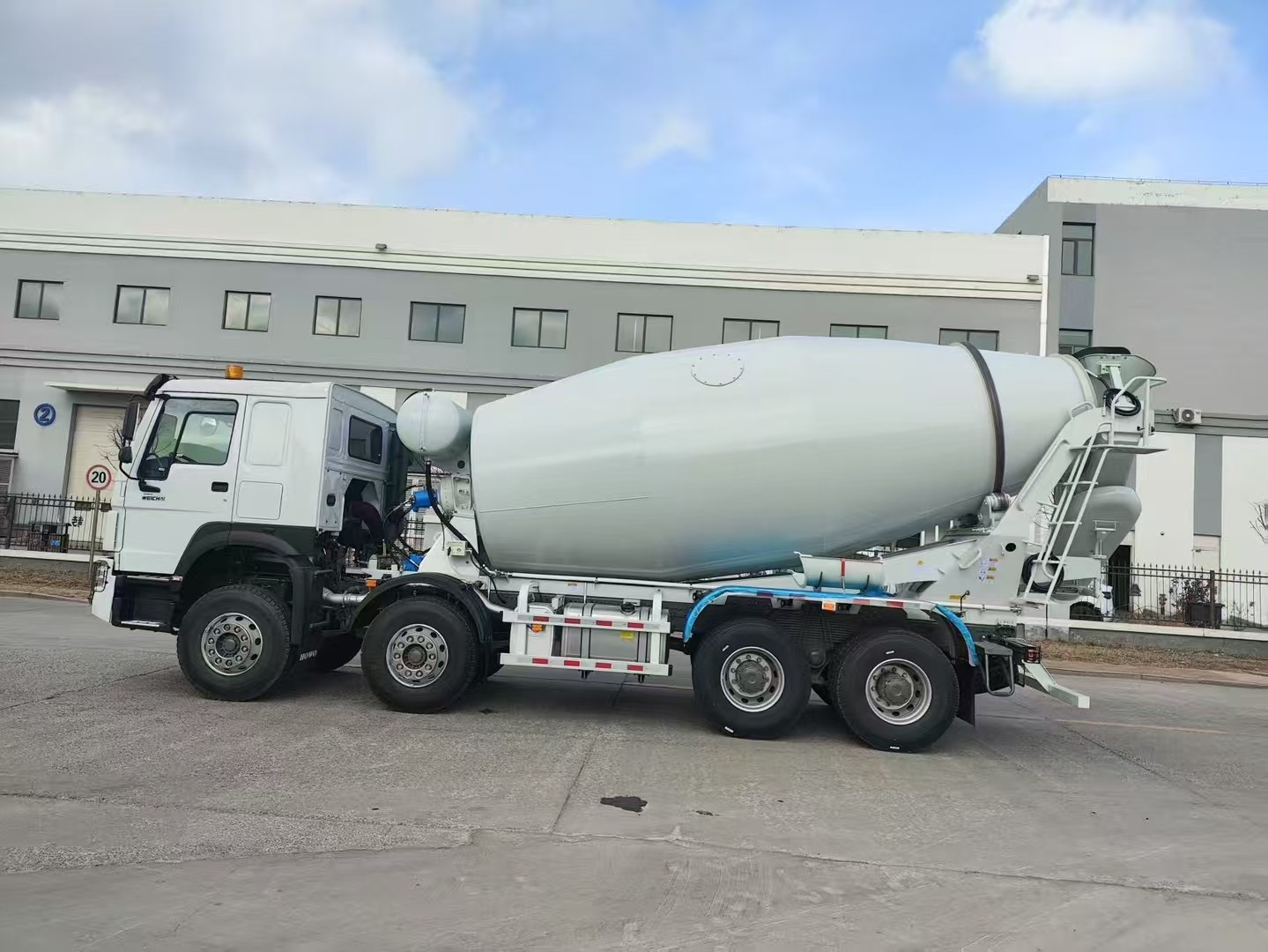 Howo 8x4 Concrete Mixer Truck Howo 8x4 Concrete Mixer Truck