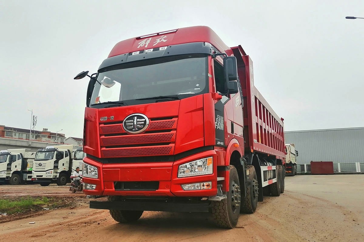 FAW J6P 8x4 460HP Dump Truck