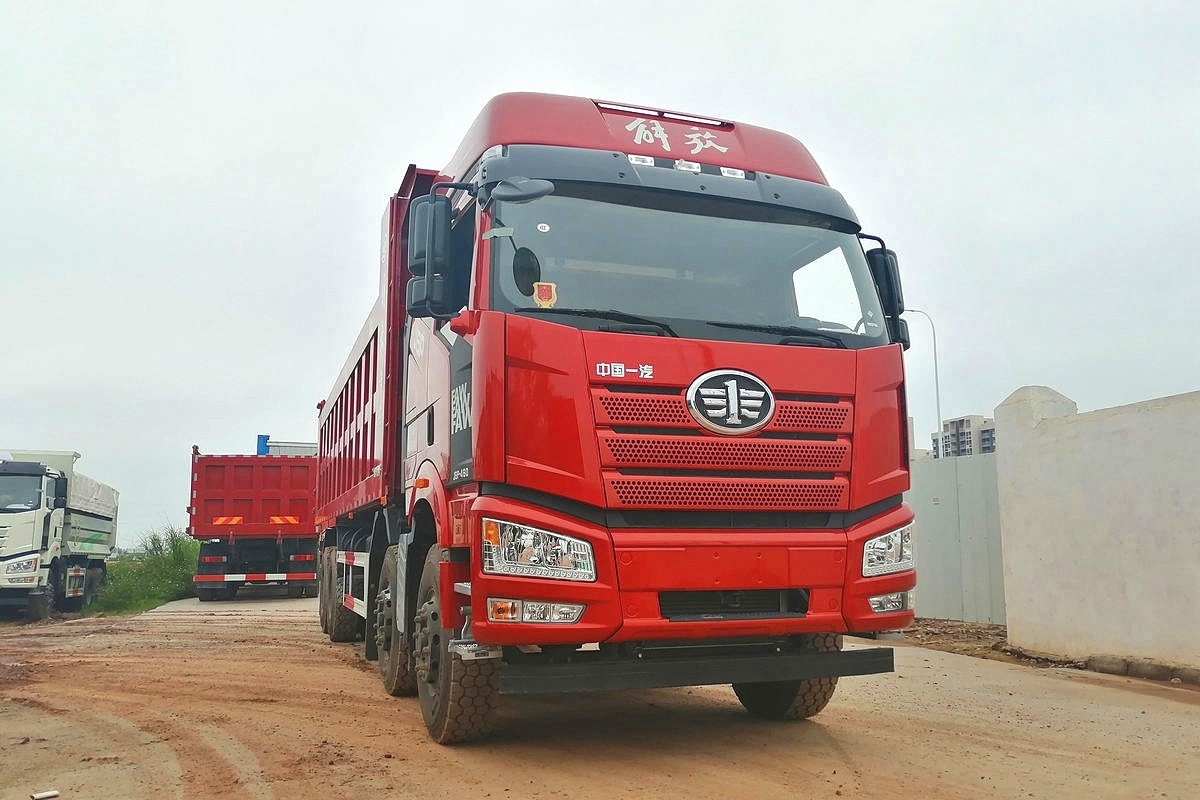 FAW J6P 8x4 460HP Dump Truck