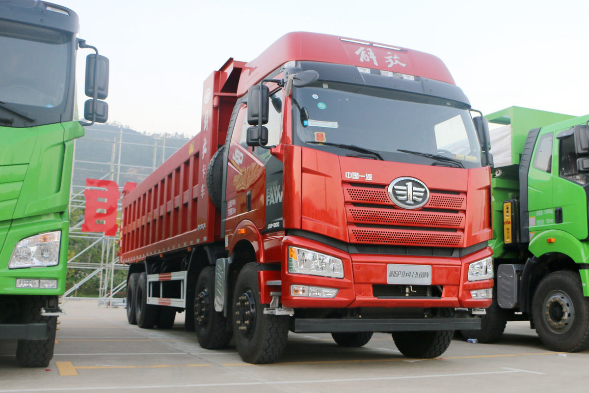 FAW J6P Dump Truck