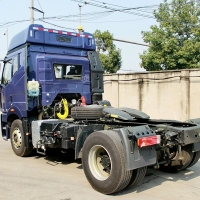 Faw J6P 4x2 420HP Tractor Truck