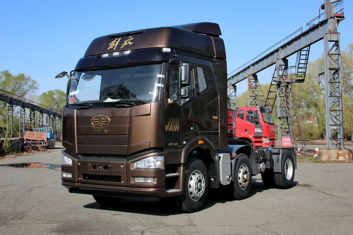 Faw J6P 6x2 420HP Tractor Truck