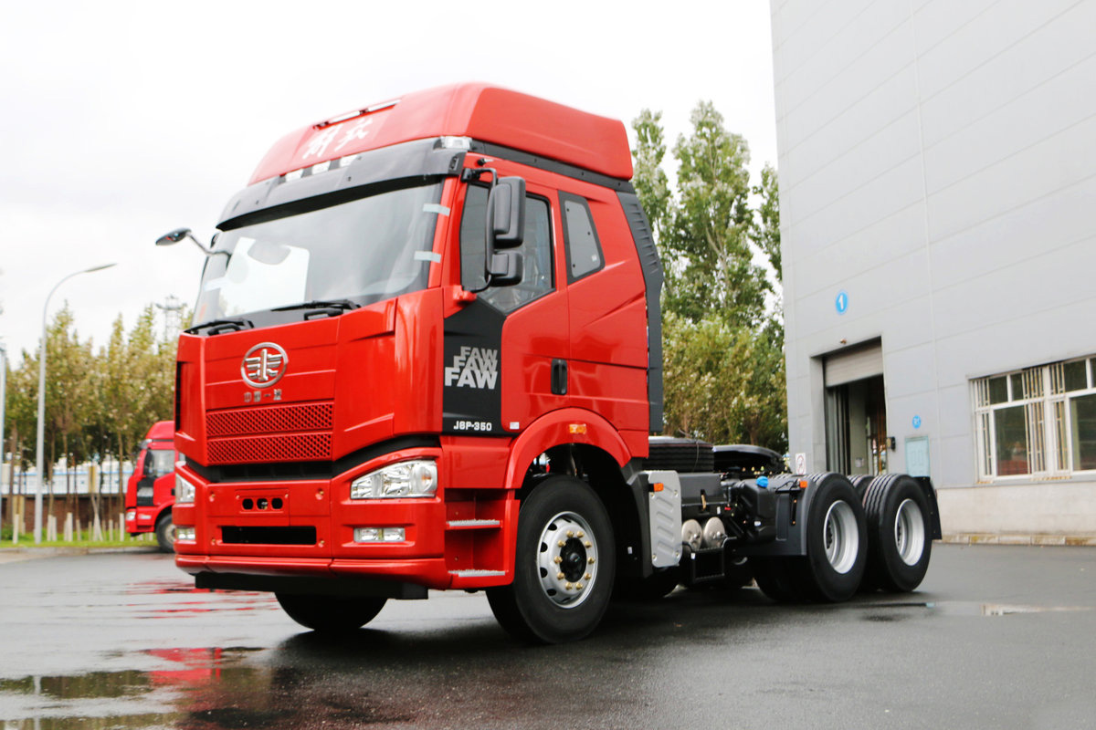 Faw J6P 6x4 350HP Tractor Truck