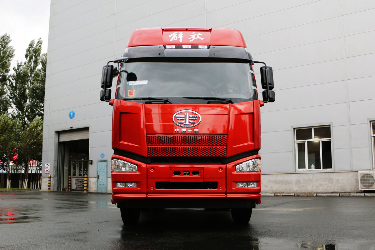 Faw J6P Tractor Truck