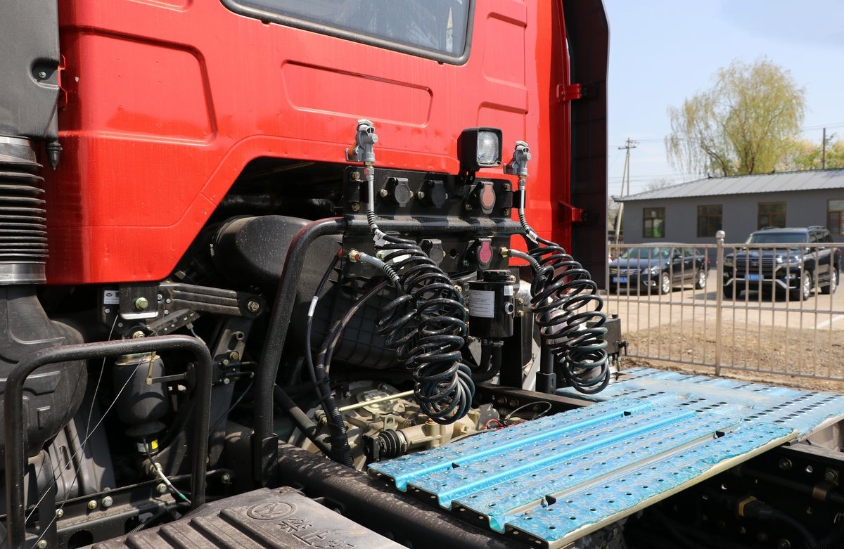 Faw J6P Tractor Truck