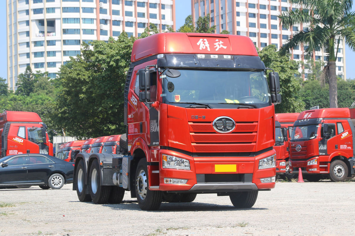 Faw J6P Tractor Truck