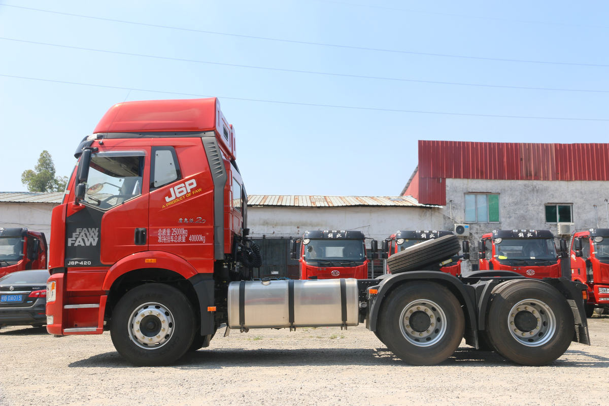 Faw J6P Tractor Truck