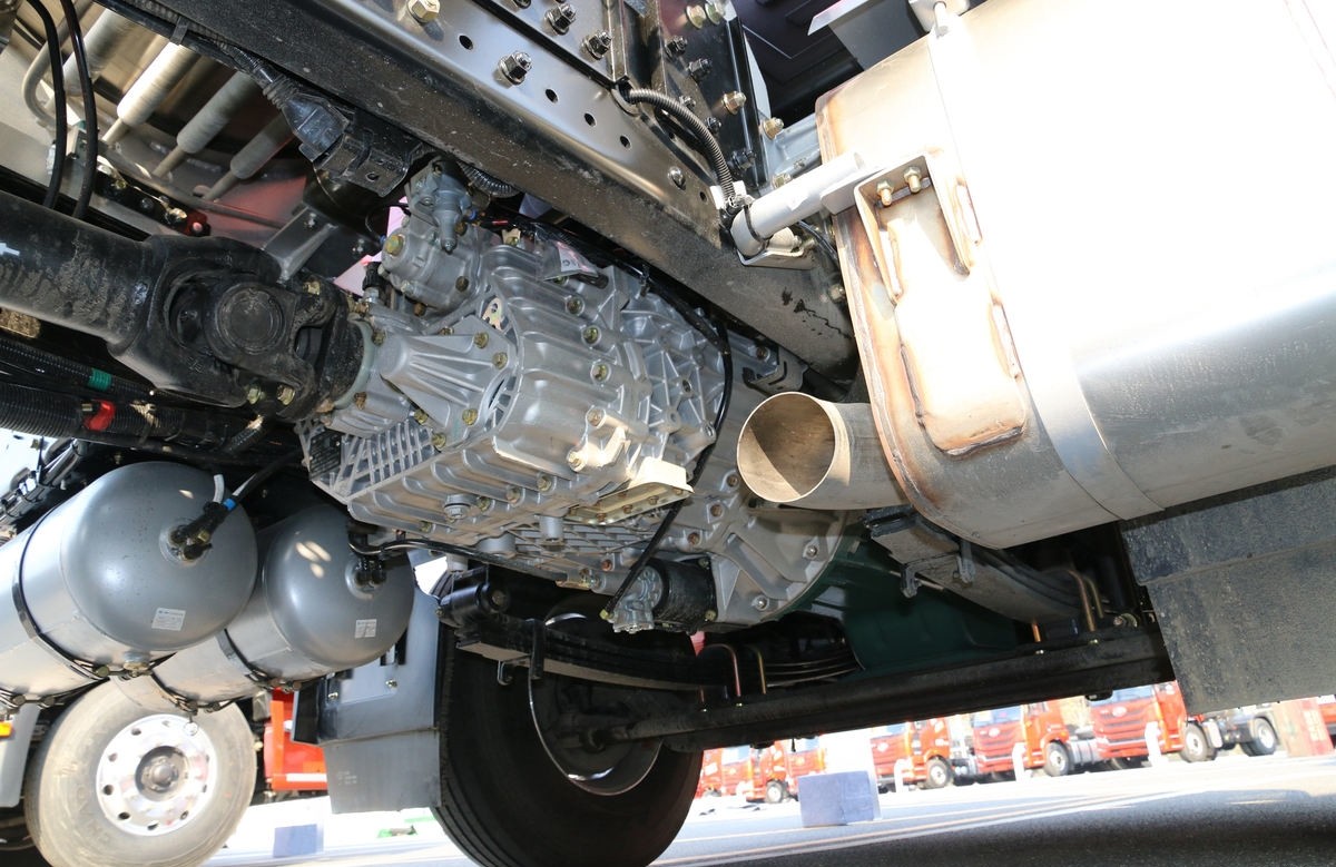 Faw J6P Tractor Truck