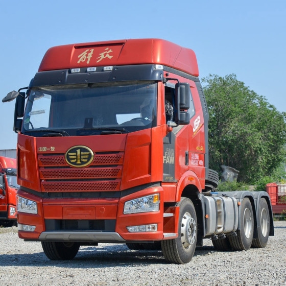Faw J6P 6x4 560HP Tractor Truck