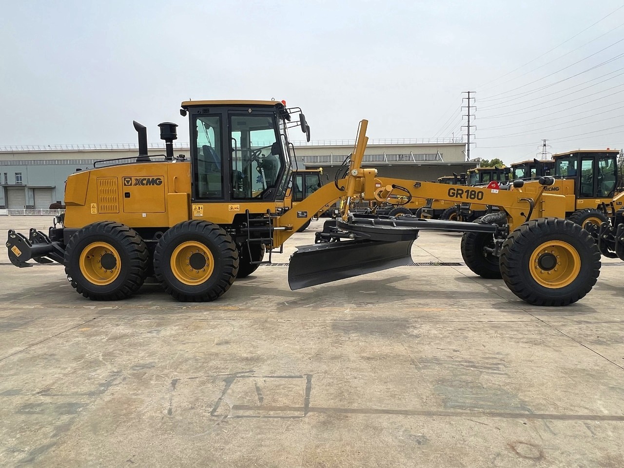 XCMG GR215 Motor Grader XCMG GR215 Motor Grader