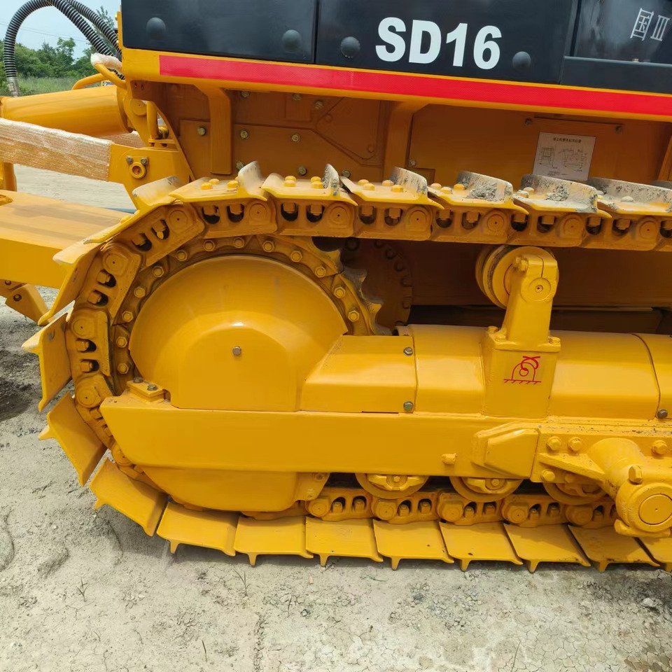 Shantui SD16 Bulldozer