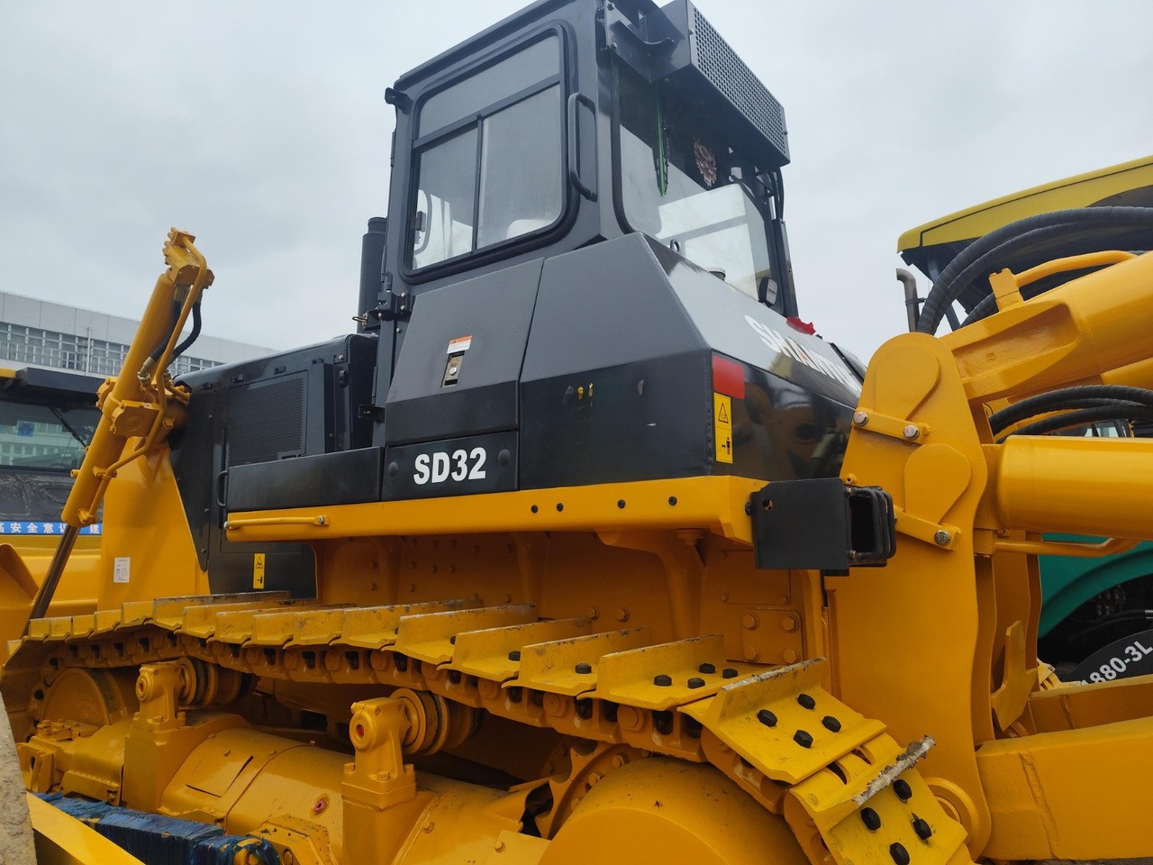 Shantui Bulldozer