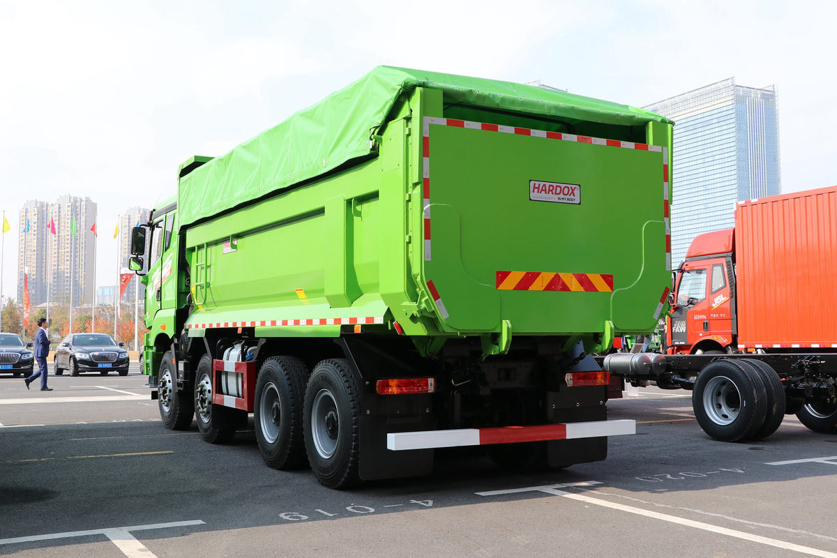 FAW 8x4 Dump Truck