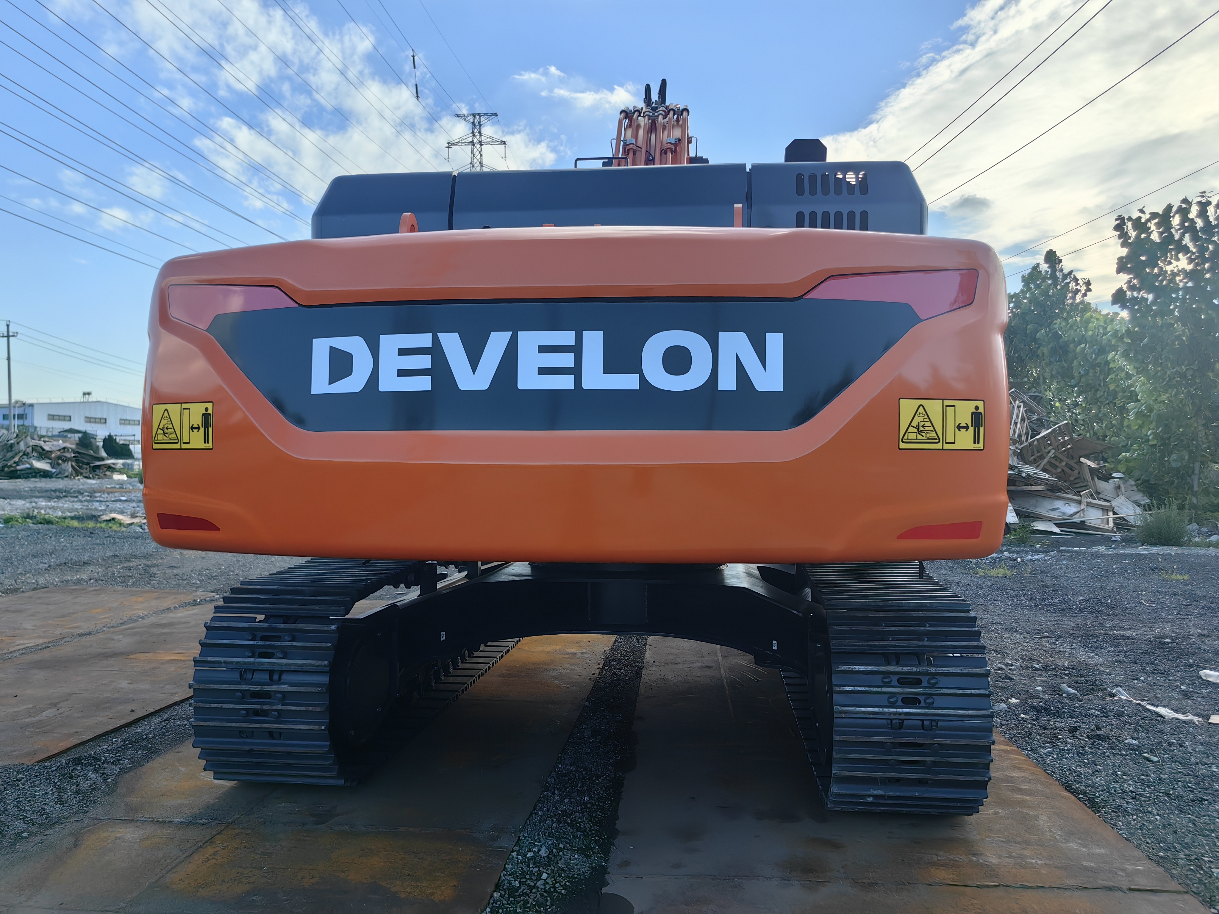 Brand New Develon DX360LCA-7B Excavator Brand New Develon DX360LCA-7B Excavator