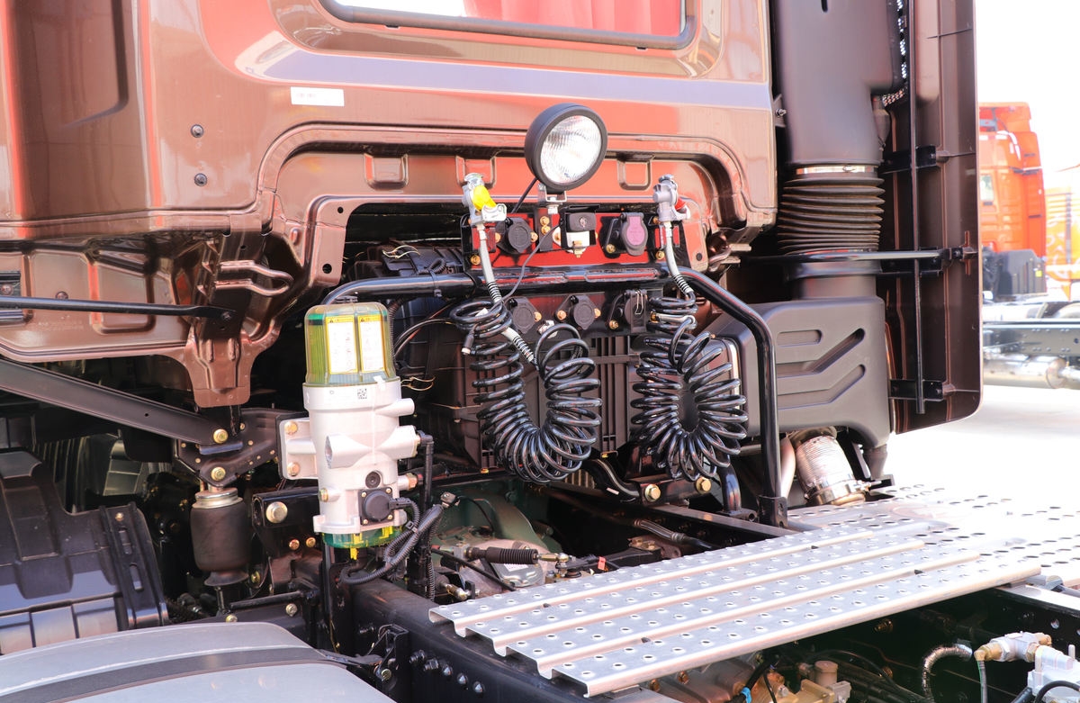 FAW JH6 6x4 460HP Tractor Truck