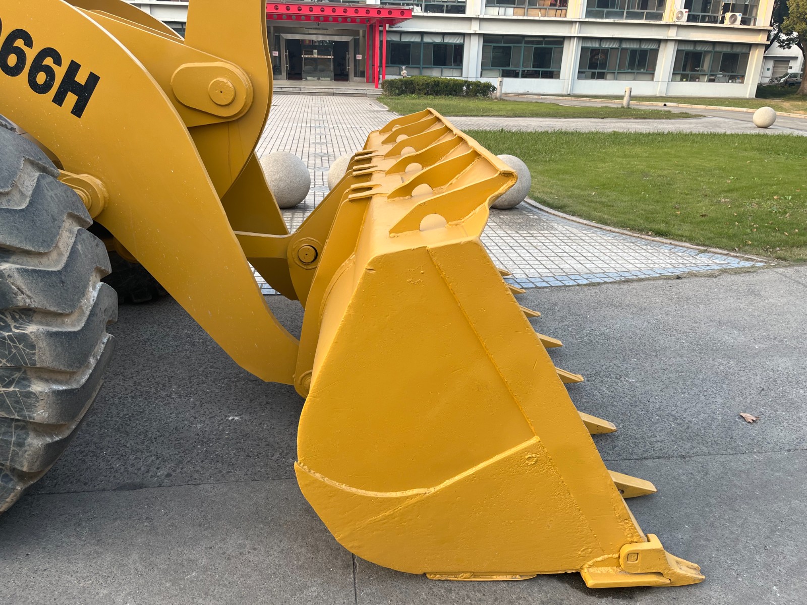 CAT 966F Wheel Loader