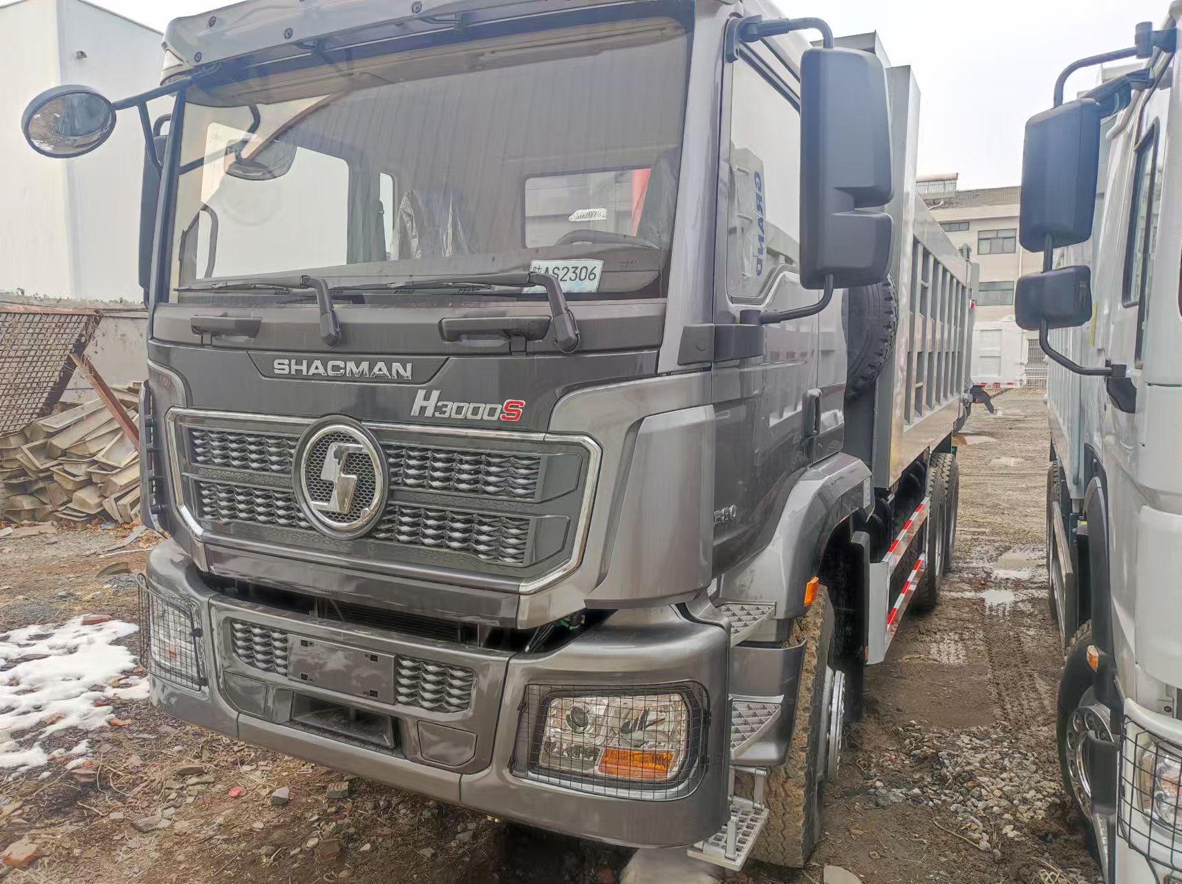 shacman 6x4 dump trucck