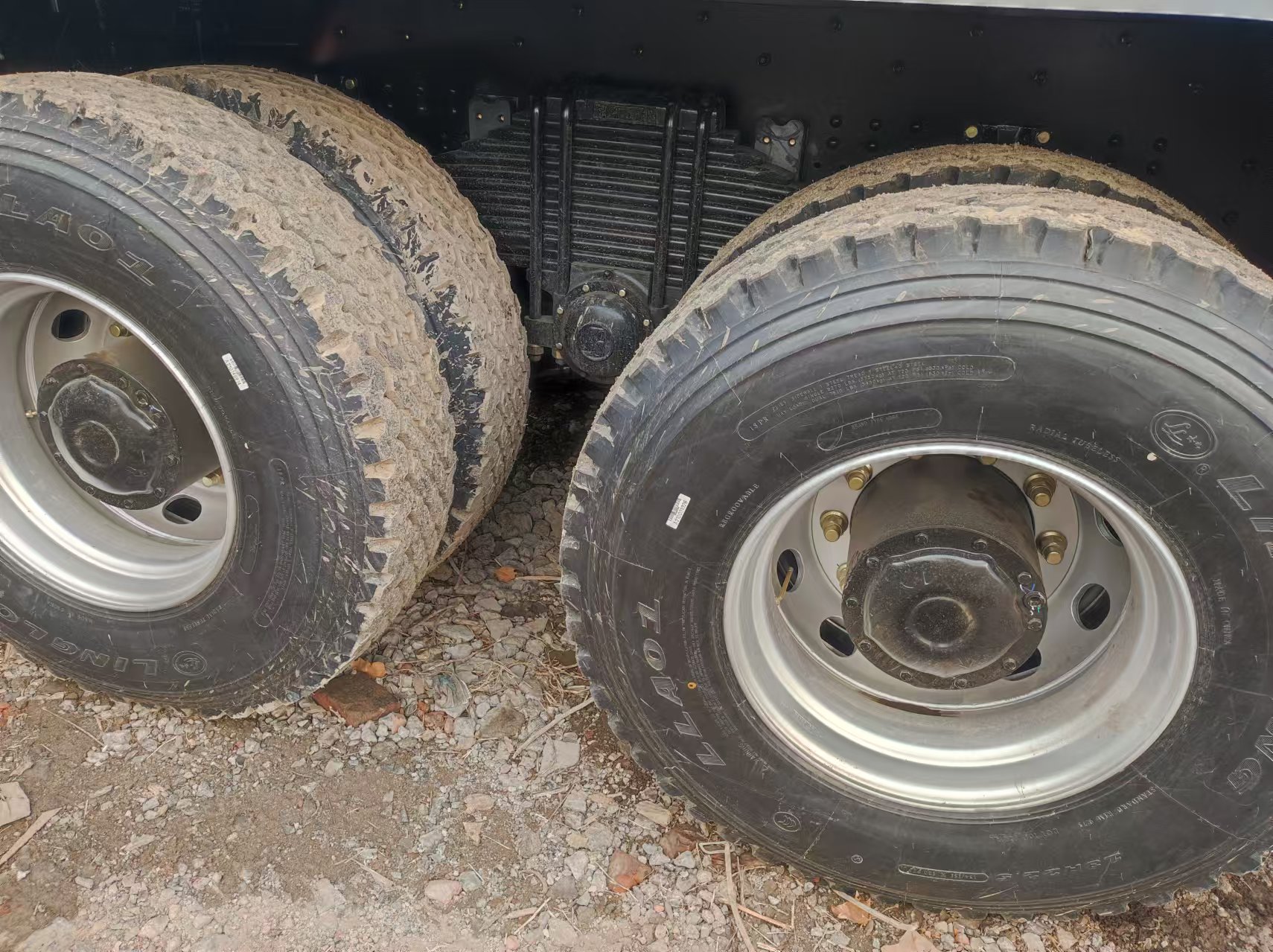 shacman F3000 dump trucck