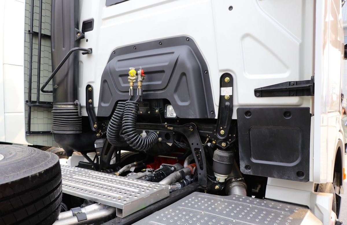 Shacman X3000 Tractor Truck Shacman X3000 Tractor Truck