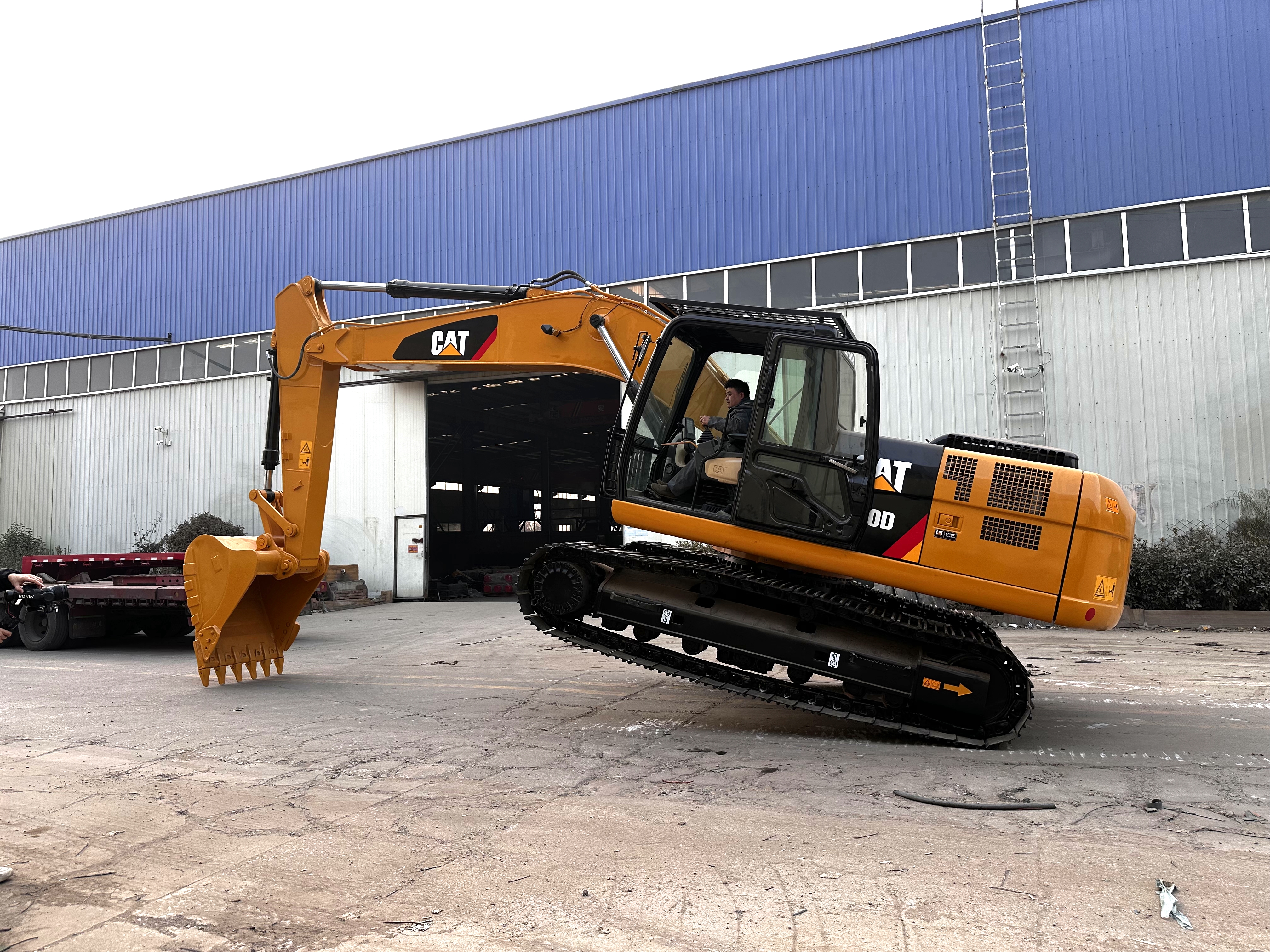 CAT 320D2 Excavator