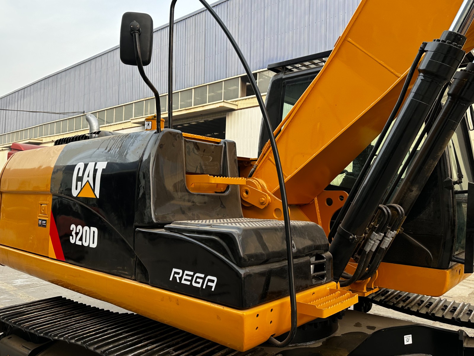CAT 320GC Excavator