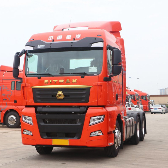 Caminhão trator SITRAK 6X4 C7H