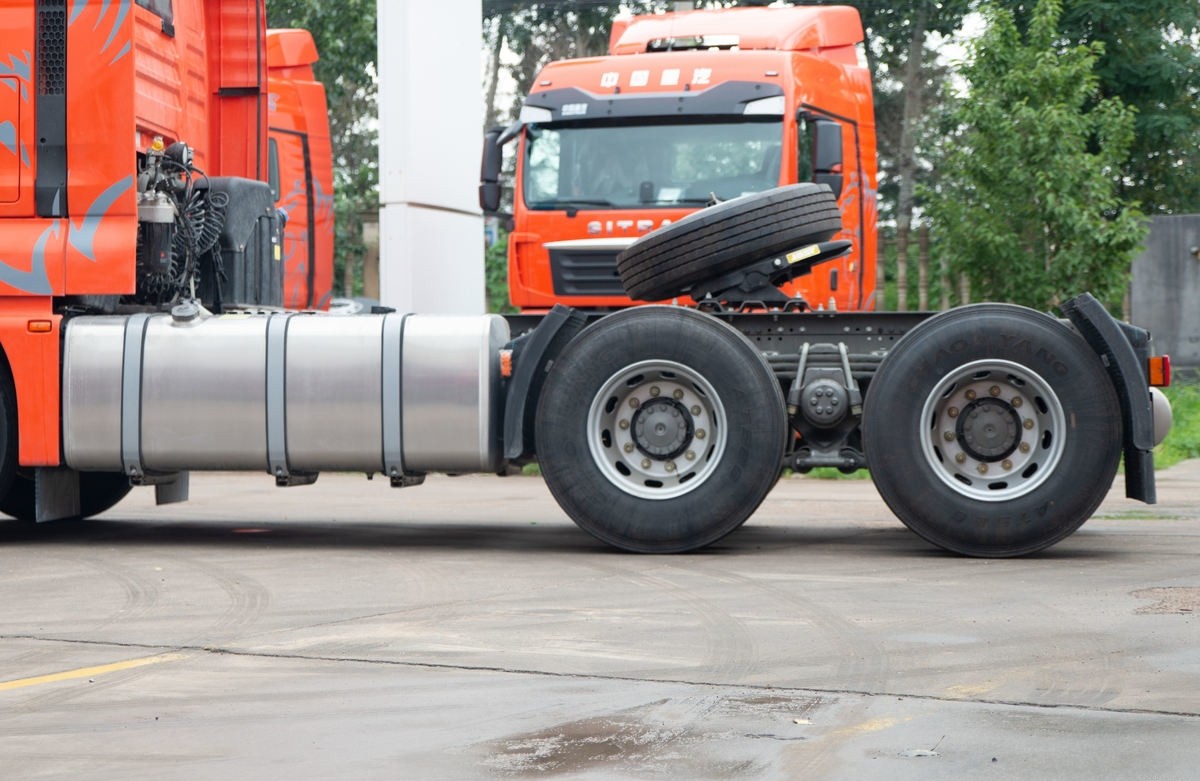 howo G7 tractor truck