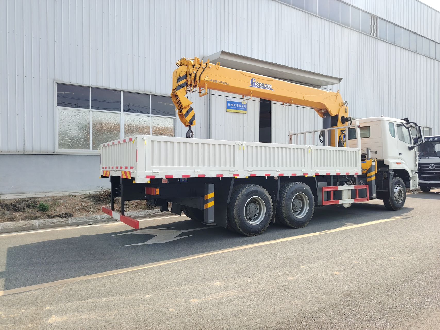 Howo NX Truck Crane