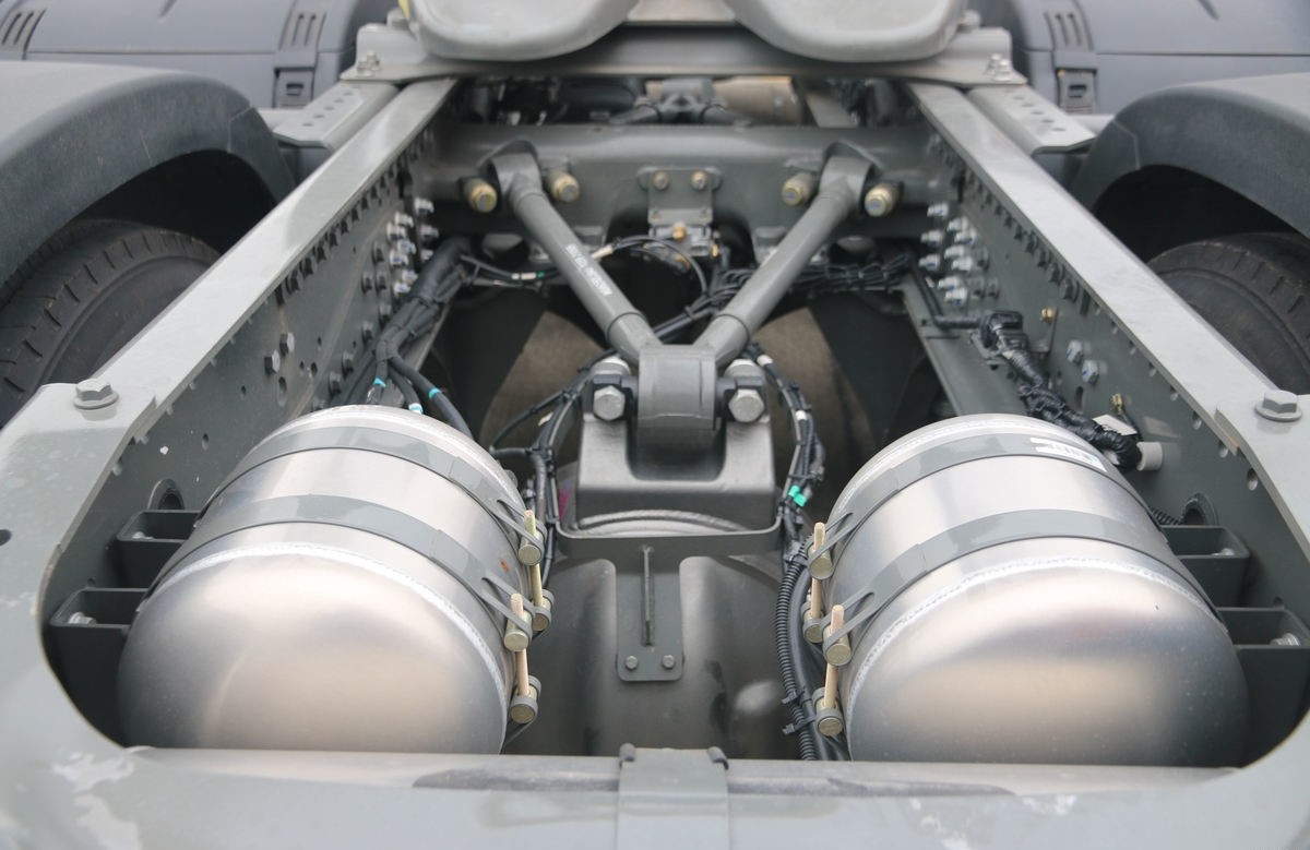 howo t7 tractor truck