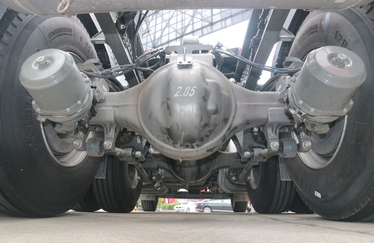 howo 6x4 tractor truck