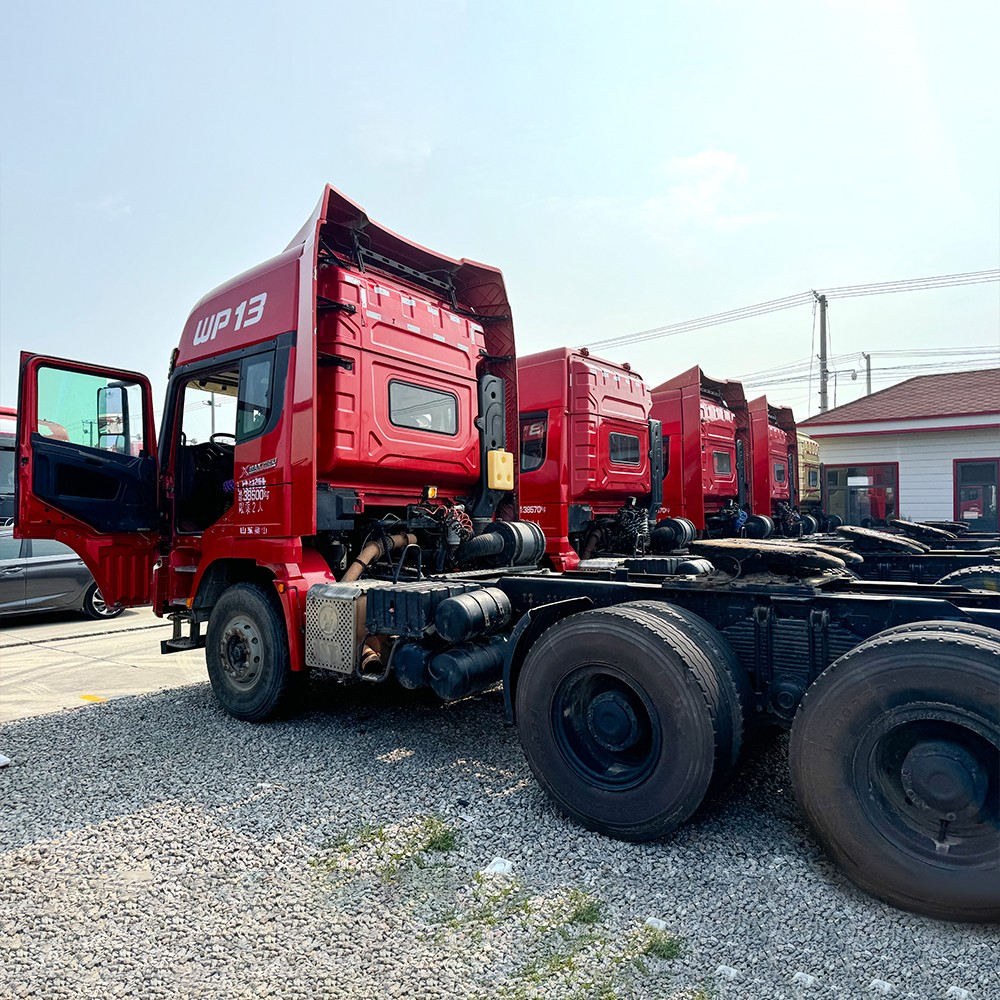 Shacman M3000 Tractor Truck Shacman M3000 Tractor Truck