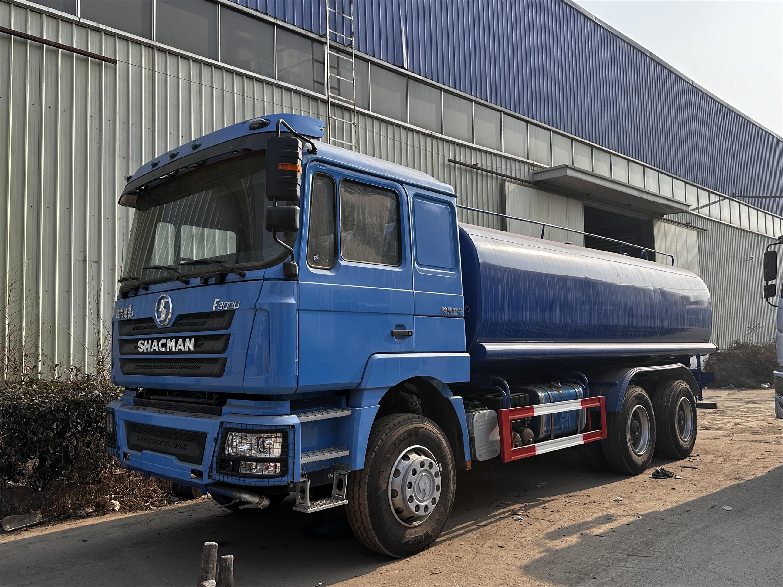 Shacman F3000 6x4 380hp Fuel Tank Truck Shacman F3000 6x4 380hp Fuel Tank Truck