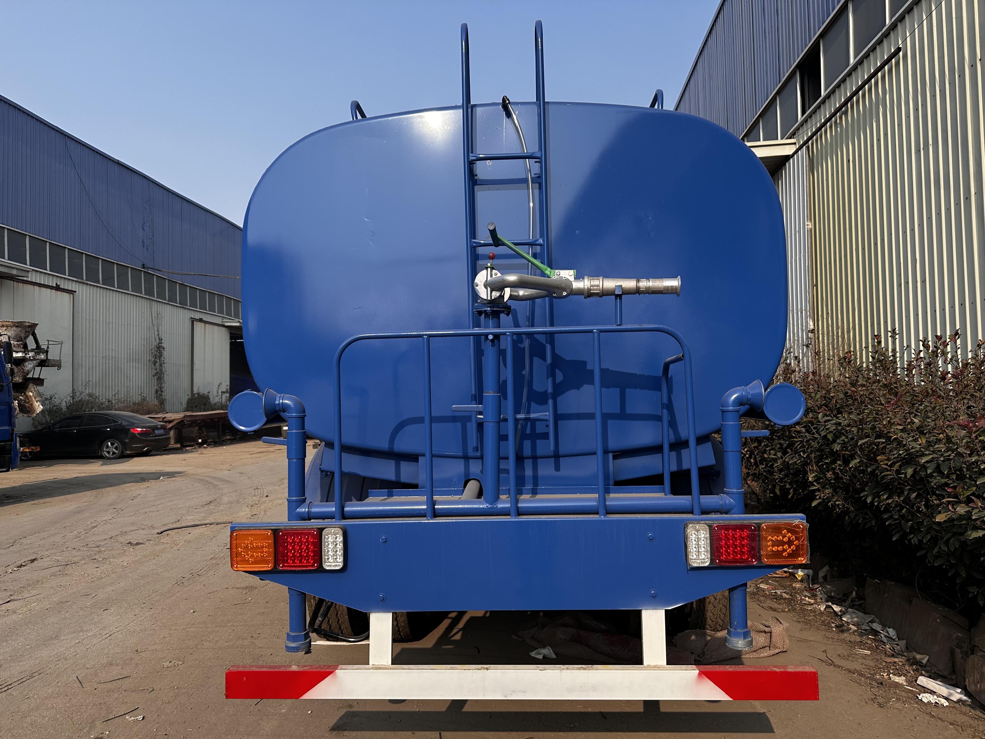 Shacman F3000 Fuel Tank Truck Shacman F3000 Fuel Tank Truck