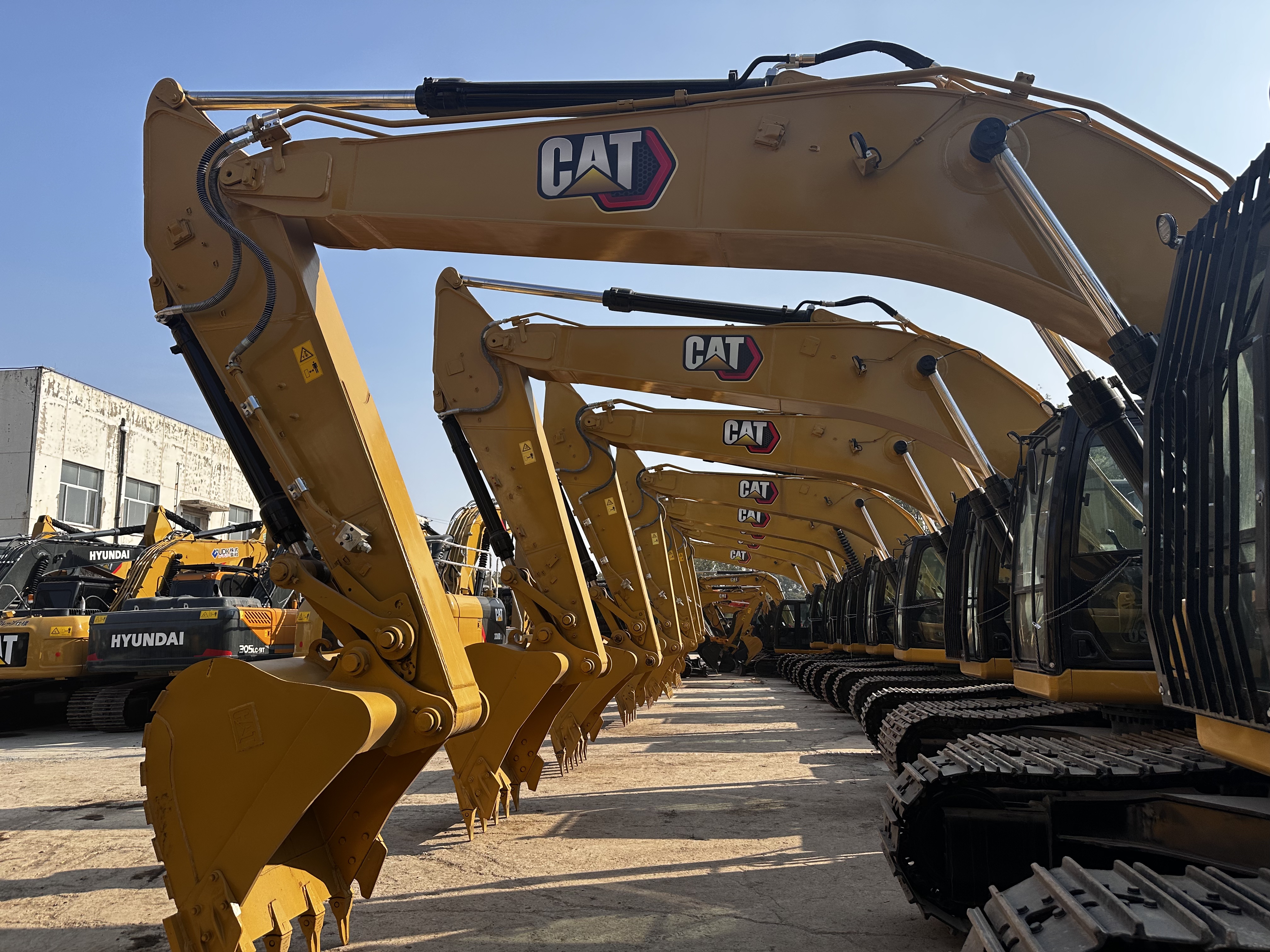 CAT 320D Excavator