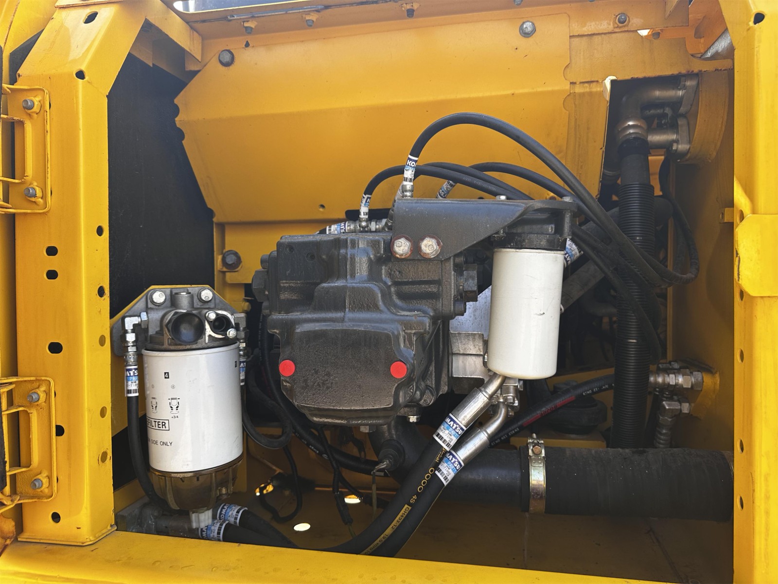 Komatsu PC200-8 Excavator