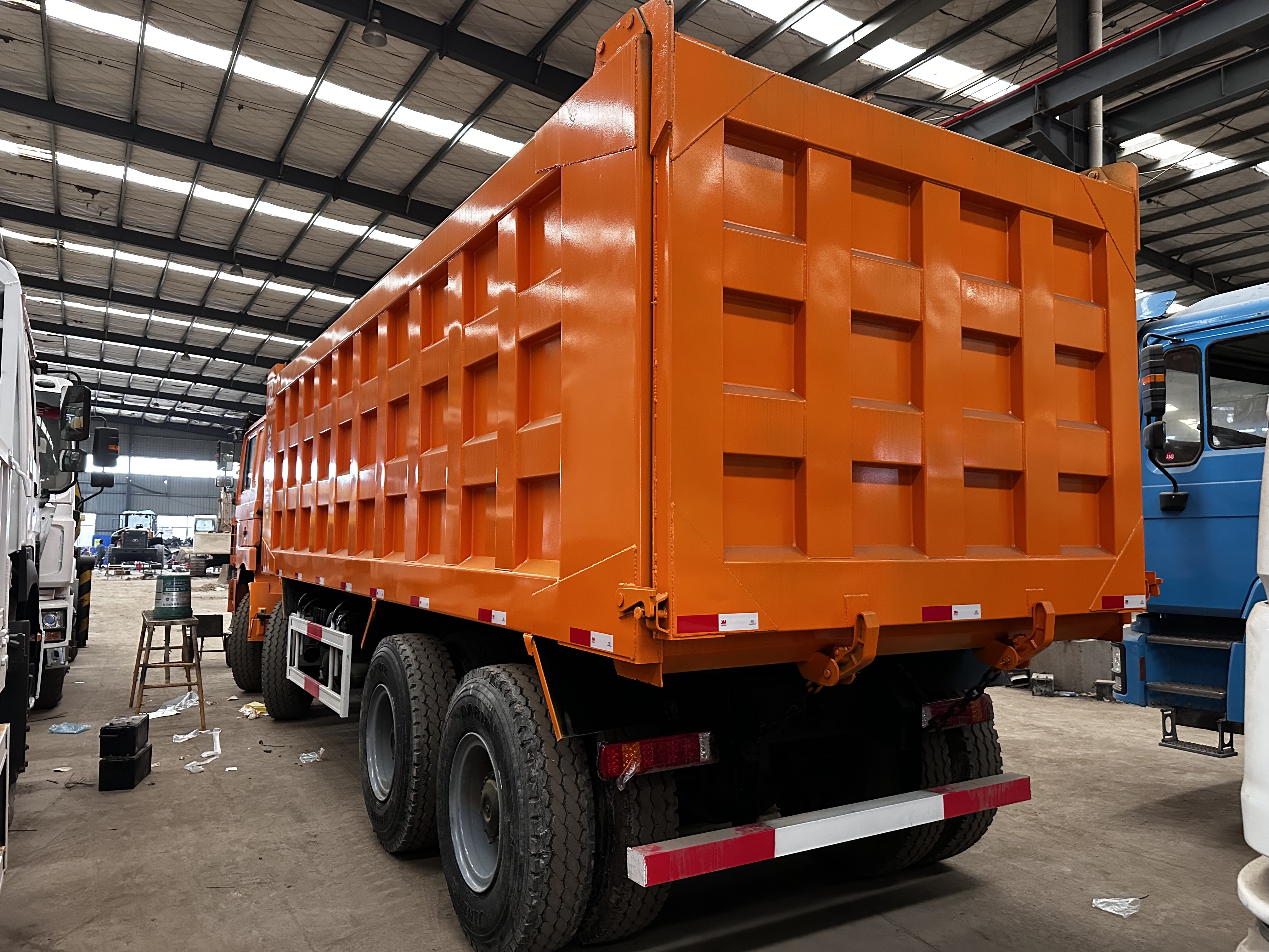 Shacman F3000 Dump Truck