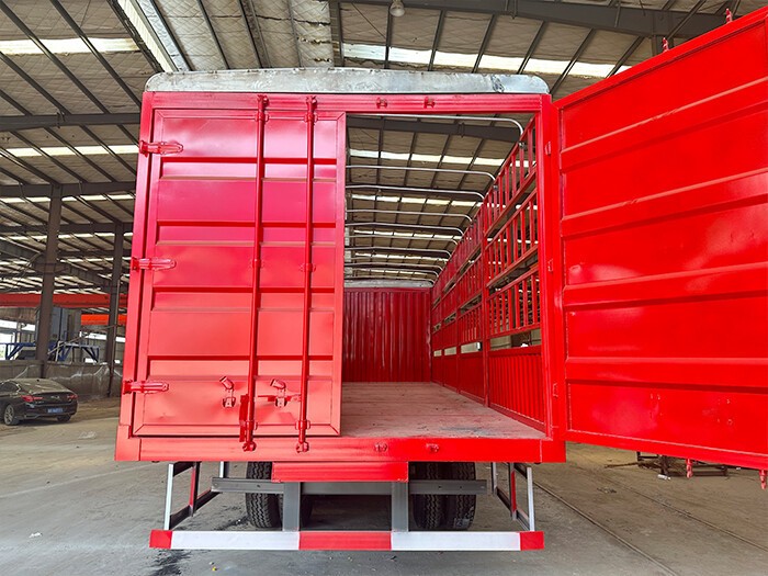 Howo 380hp 8x4 Cargo Truck