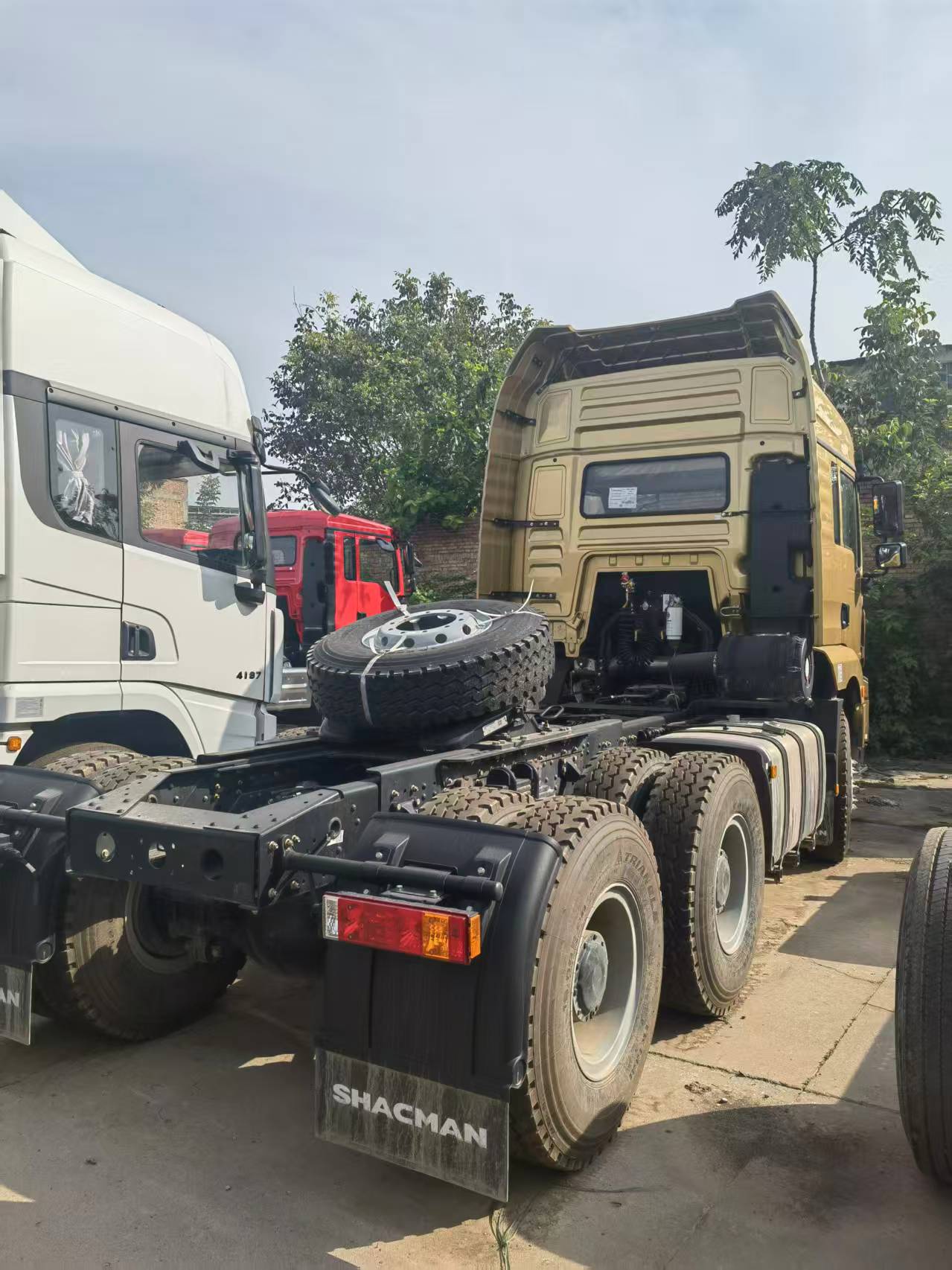 Shacman H3000 Tractor Truck