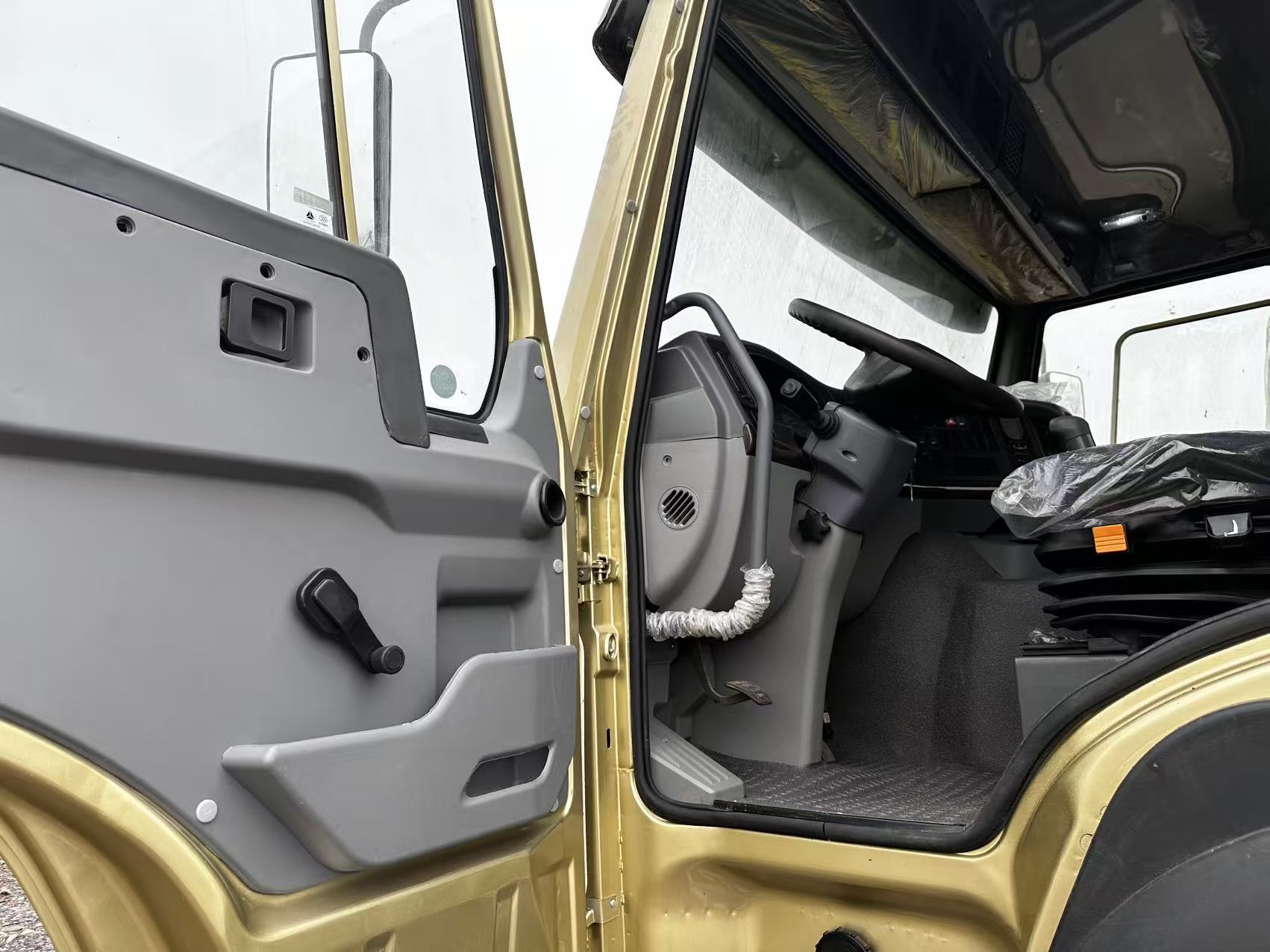 HOWO 6x4 Tractor Truck HOWO 6x4 Tractor Truck